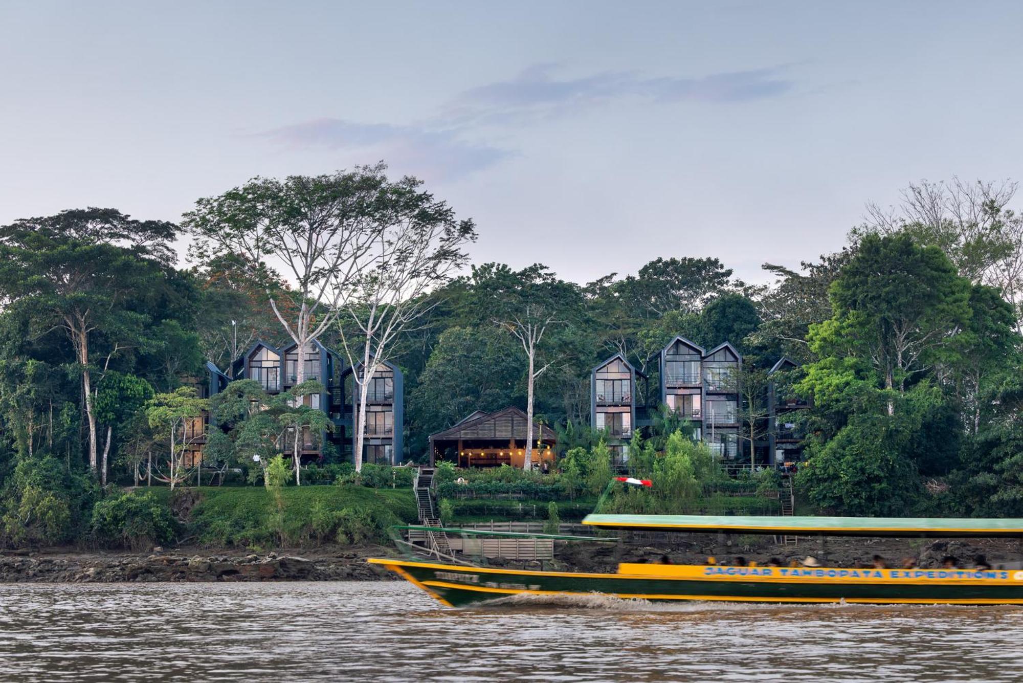 Hotel Enai